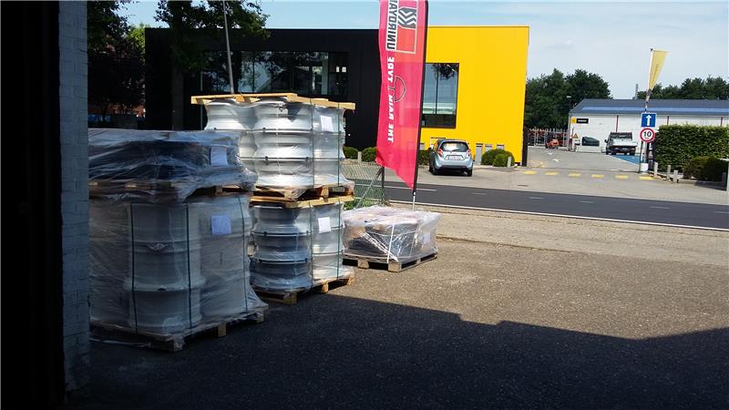 Wheels ready to be shipped to our customers in EU